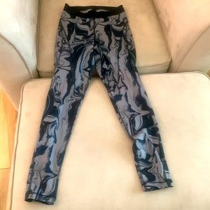 Nike Pro Hypercool leggings size Small